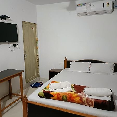 Beauty Guest House Bodh Gaya Buitenkant foto